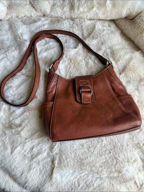 Fossil vintage‎ Warm Brown Leather Shoulder Bag with Buckle Detail (small size)